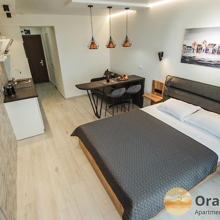 باتومي Orange Sky Apartments Beach Tower المظهر الخارجي الصورة